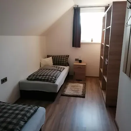 Szuloki Vendeghaz Guest house *